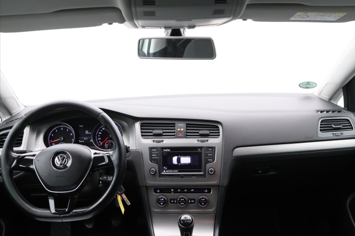 Volkswagen Golf 1,4 TSI 90kW Comfortline CZ