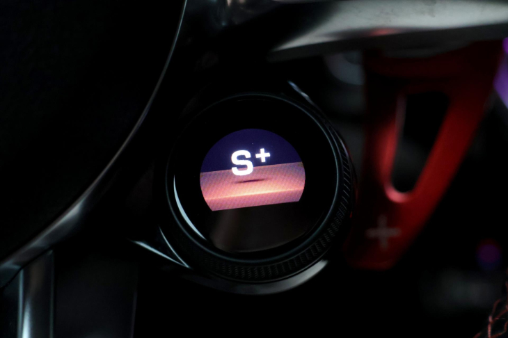 Mercedes-Benz CLA 2,0 35 AMG 225kW 4MATIC CZ