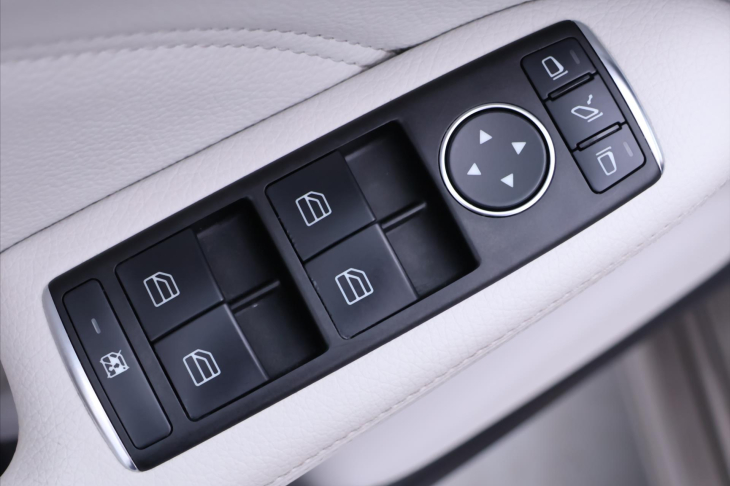 Mercedes-Benz Třídy B 1,6 180 90kW Aut.klima Navi