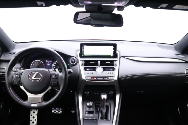 Lexus NX 300h 2,5 4WD 114kW