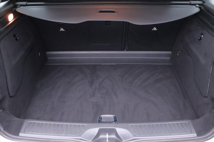 Mercedes-Benz Třídy B 1,6 180 90kW Xenon, Serv.kn.