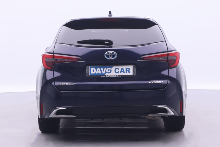 Toyota Corolla 2,0 HEV CZ Executive Sport DPH