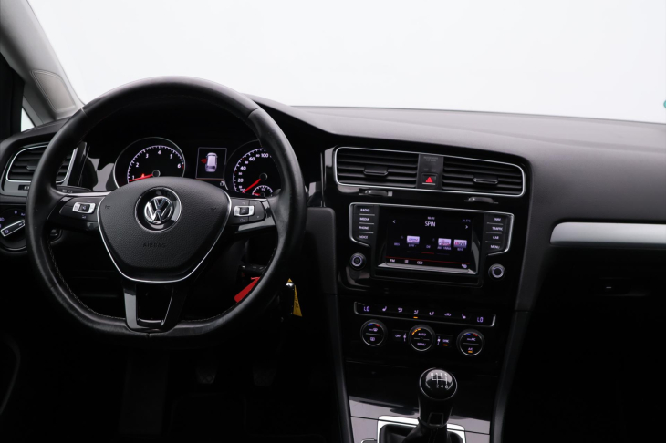 Volkswagen Golf 1,4 TSI 92kW Cup 1.Maj Navi