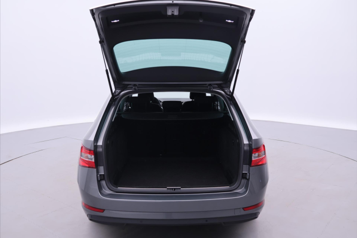 Škoda Superb 2,0 TDI 110kW DSG CZ 1.Maj DPH