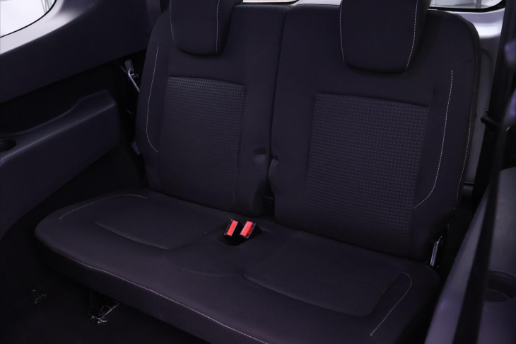 Dacia Lodgy 1,6 SCe 75kW 7-Míst CZ Tažné