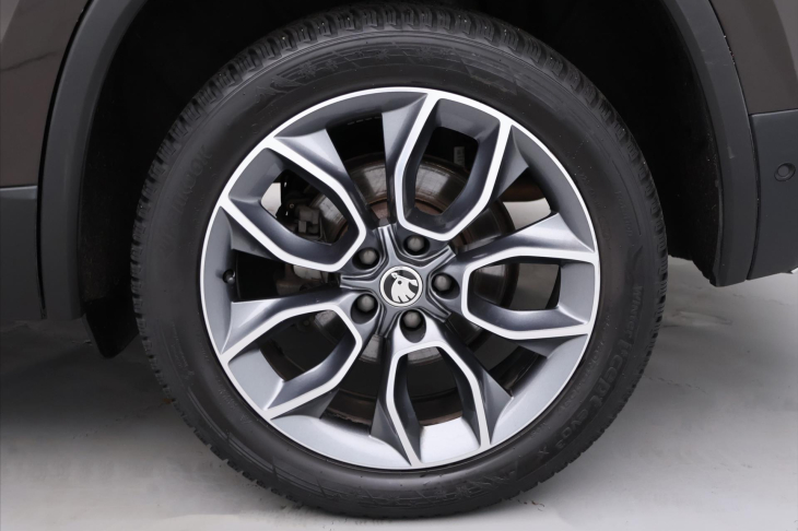 Škoda Kodiaq 2,0 TSI 140kW DSG 4x4 CZ Scout
