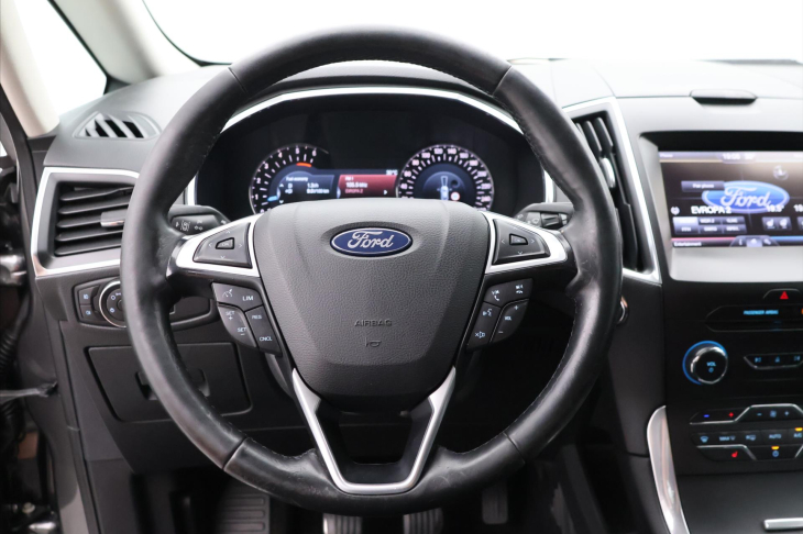 Ford S-MAX 2,0 TDCI 132kW Titanium