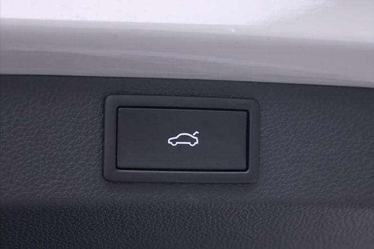 Škoda Karoq 1,5 TSi Sportline DSG 1maj DPH