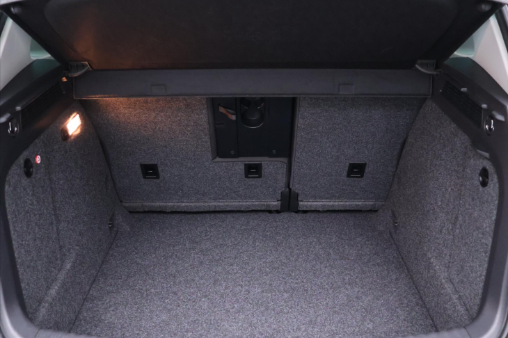 Volkswagen Tiguan 2,0 TDI  81kW 1.majitel CZ