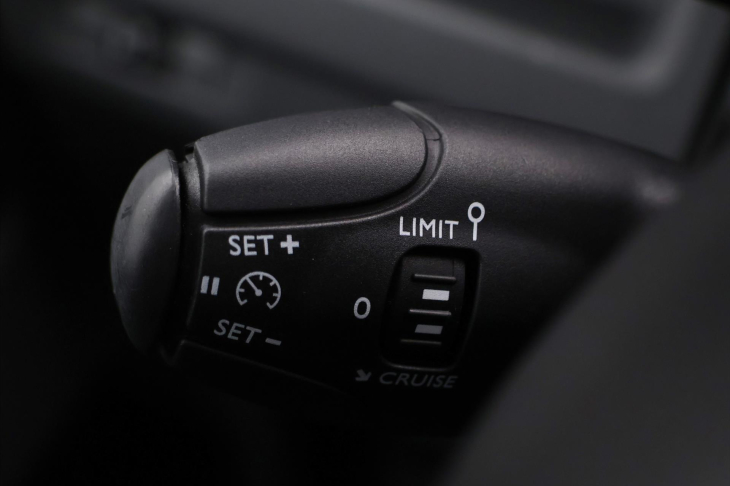 Peugeot Traveller 2.0 BlueHDI 110kW 5-Míst L2