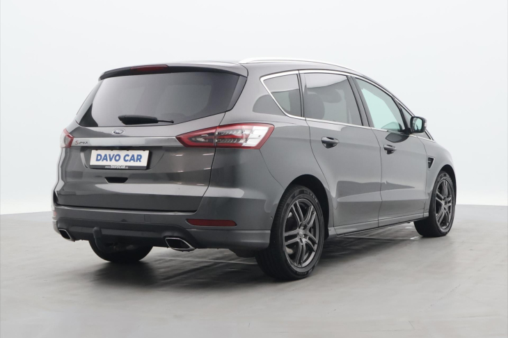 Ford S-MAX 2.0 TDCi 140kW Titanium DPH