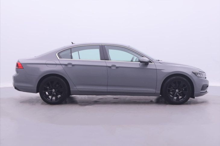 Volkswagen Passat 1,5 TSI 110kW DSG Business CZ