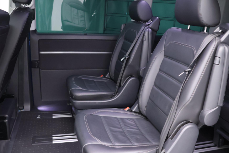 Volkswagen Multivan 2,0 TDI 146kW DSG Highline DPH
