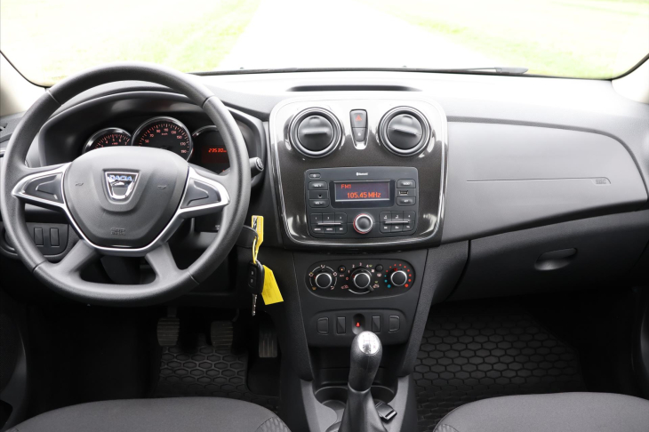 Dacia Logan 1,0 SCe Klimatizace CZ