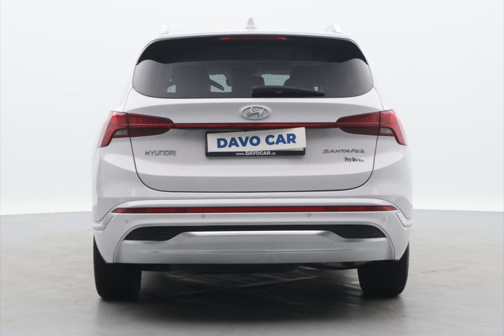 Hyundai Santa Fe 1.6 T-GDI HEV 4x4 CZ Luxury 1.MAJ