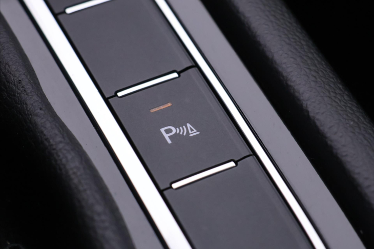 Volkswagen Passat 2,0 TDI 140kW DSG 4M Alltrack