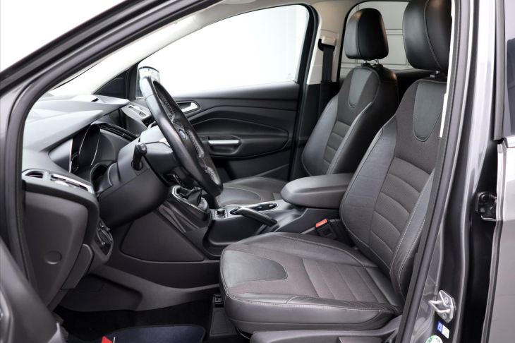 Ford Kuga 2,0 TDCi 132kW 4x4 Titanium