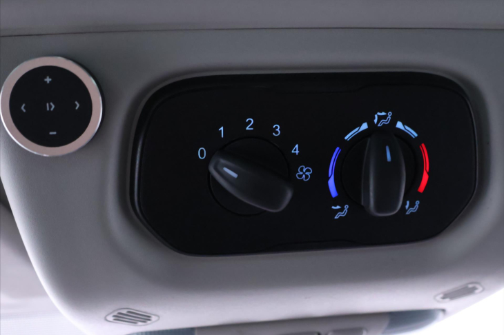 Ford Transit 2,2 TDCi 92kW L3H2 Klima DPH