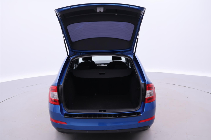 Škoda Octavia 1,6 TDI 81kW Style CZ DPH