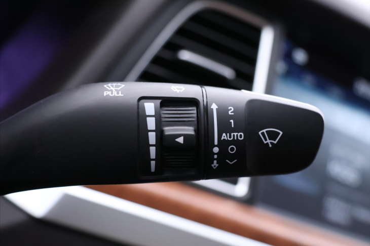Hyundai Genesis 3,8 GDI 232kW CZ DPH