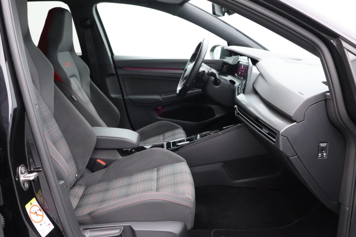 Volkswagen Golf 2,0 TSI GTI 180kW DSG DPH