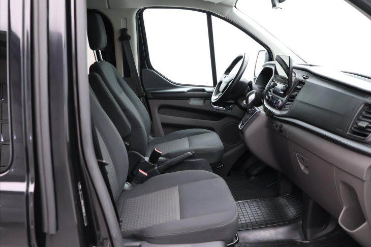 Ford Transit Custom 2.0 EB 95kW Aut. 8-Míst CZ DPH