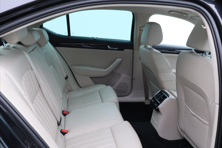 Škoda Superb 2,0 TDI 140kW L&K  Aut.klima