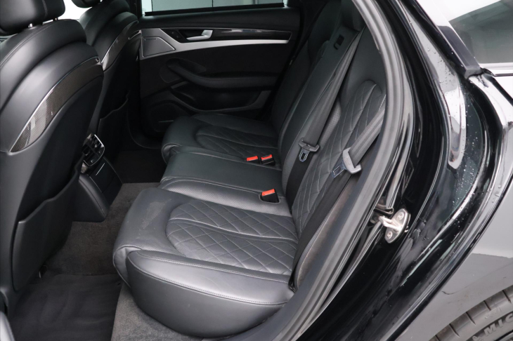 Audi S8 4.0 TFSI 445kW Plus Tiptronic