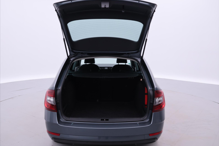 Škoda Octavia 2,0 TDI 110kW DSG Style LED