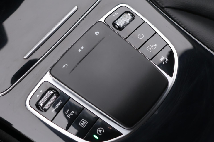 Mercedes-Benz GLC 2,0 220d 143kW 4X4 LED