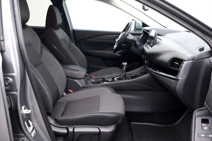 Nissan Qashqai 1,3 T-GDI N-Connecta CZ