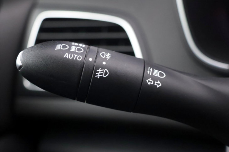 Renault Mégane 1,6 SCe 84 kW Intens CZ 1.Maj.