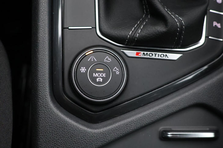 Volkswagen Tiguan Allspace 2,0 TDI R-line 4Motion DSG DPH