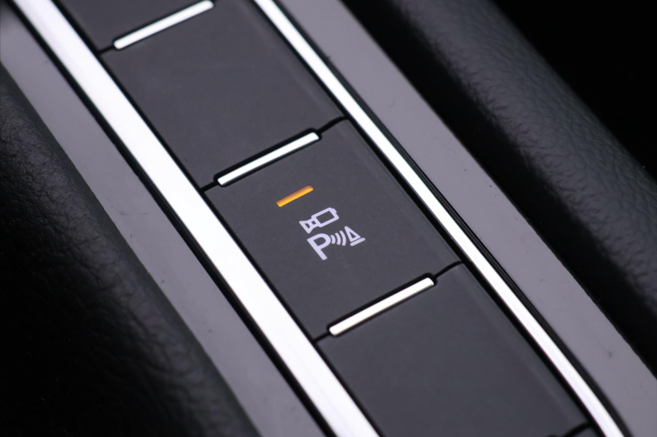 Volkswagen Arteon 2,0 TDI 147kW R-LINE 4M CZ DPH