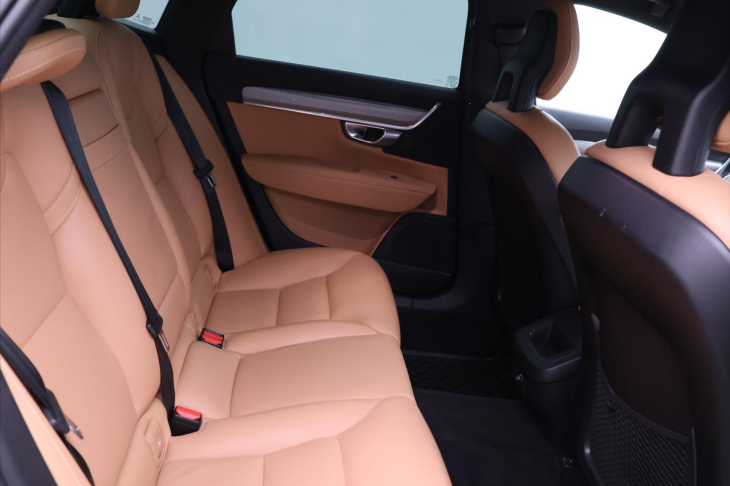 Volvo S90 2,0 T5 187kW Drive-E Momentum