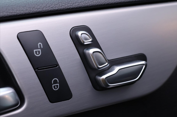 Mercedes-Benz GLE 3,0 350D 190KW 4M Navi Kůže