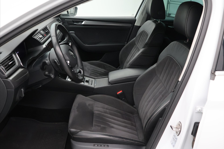 Škoda Superb 2,0 110kW Style LED DSG CZ