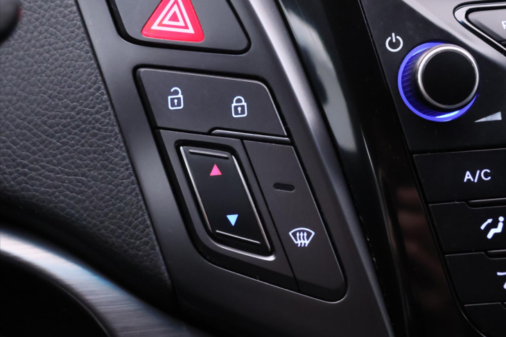 Hyundai i40 1,7 CRDI 104kW Navi Xenon CZ