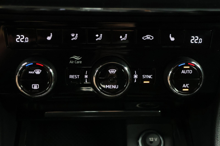Škoda Superb 2,0 TSI DSG CZ Sportline DPH