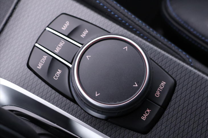 BMW Řada 5 2,0 520d 140kW AT Touring DPH