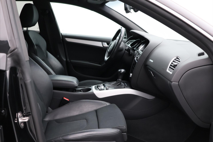Audi A5 3,0 TDI quattro S-Line 1.Maj
