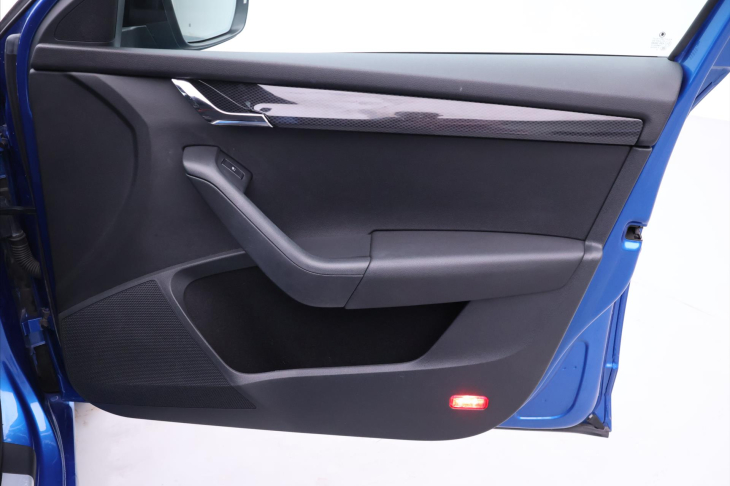 Škoda Octavia 2,0 TSI RS 162kW CZ Challenge