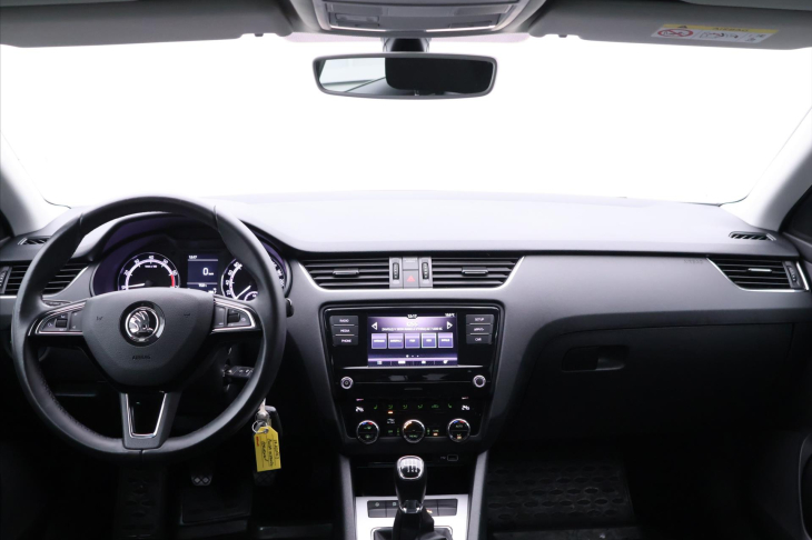 Škoda Octavia 1,0 TSI 85KW FRESH CZ