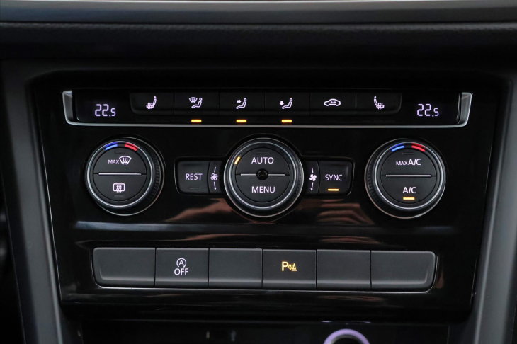 Volkswagen Touran 2,0 TDI 110kW CZ Maraton LED