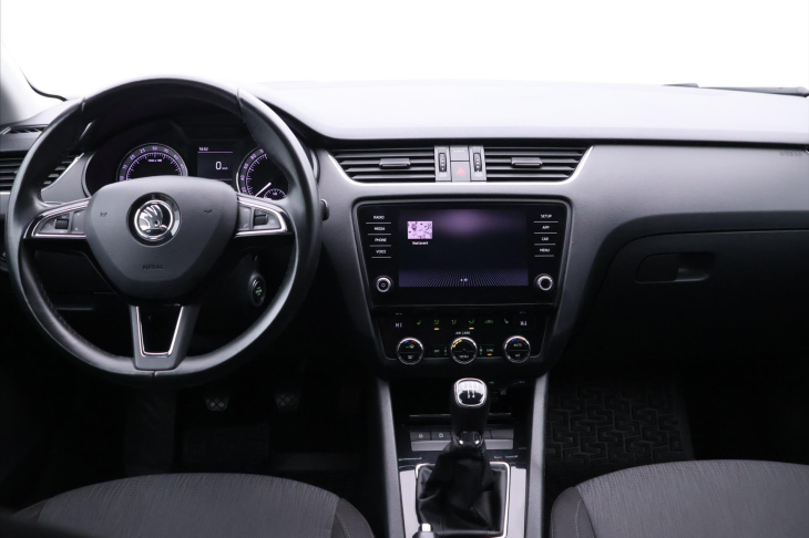 Škoda Octavia 1,6 TDI 81kW Style CZ