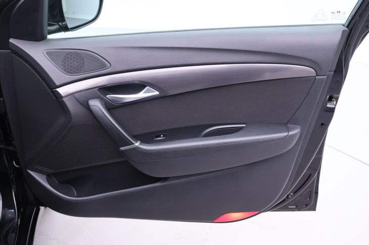 Hyundai i40 1,7 CRDI 104kW Navi Xenon CZ