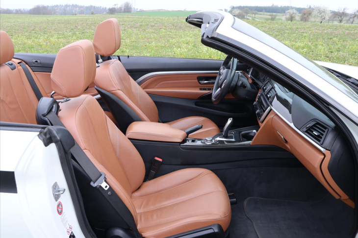 BMW Řada 4 2,0 M-Packet Luxury Cabrio