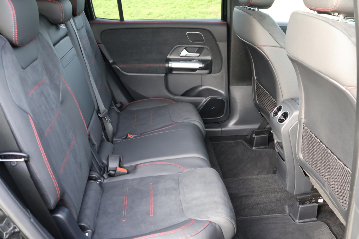 Mercedes-Benz GLB 2,0 200d 4MATIC AMG Premium+