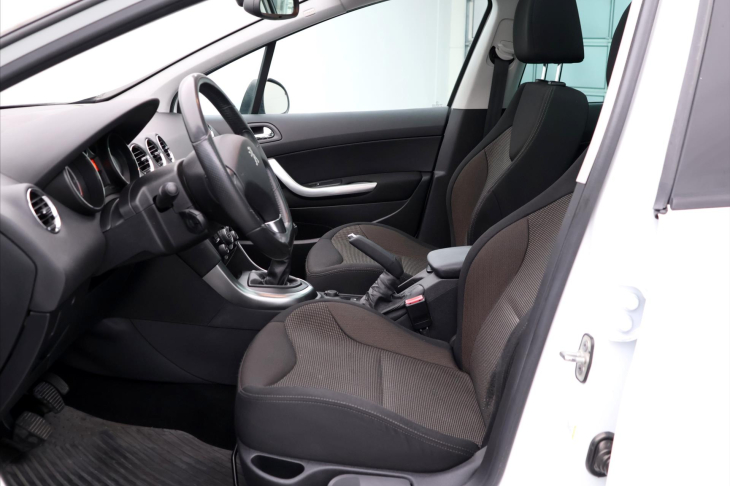 Peugeot 308 1,6 16V 88kW CZ Serv.Kniha