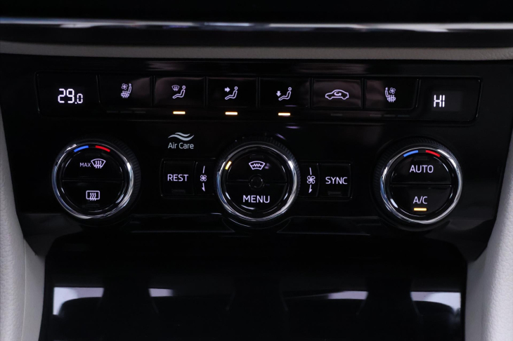 Škoda Superb 2,0 TSI 200kW L&K DSG 4x4 CZ